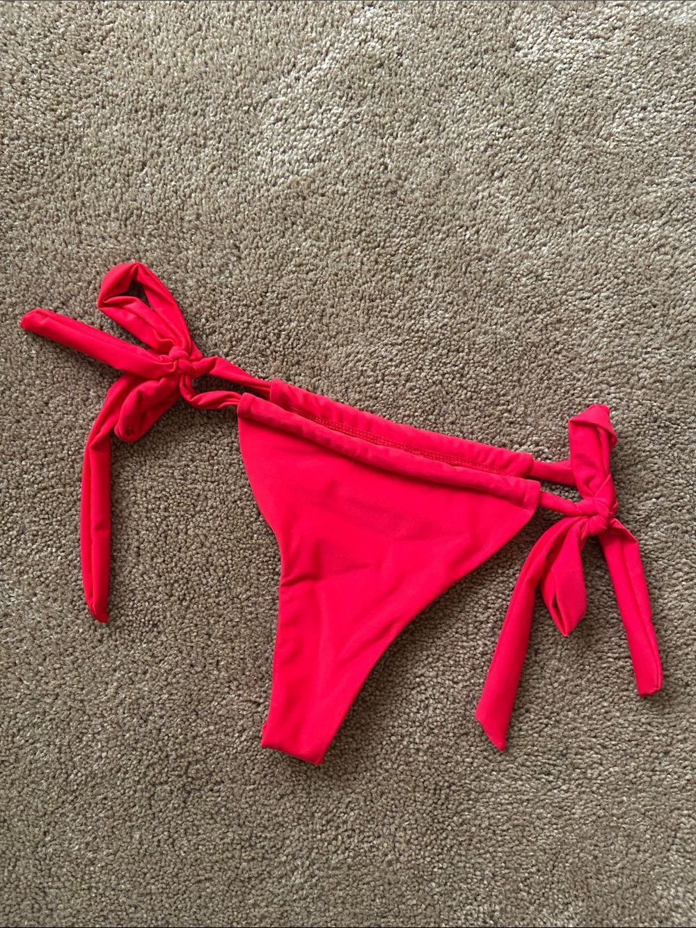 Red Bikini - Picture 4 of 5